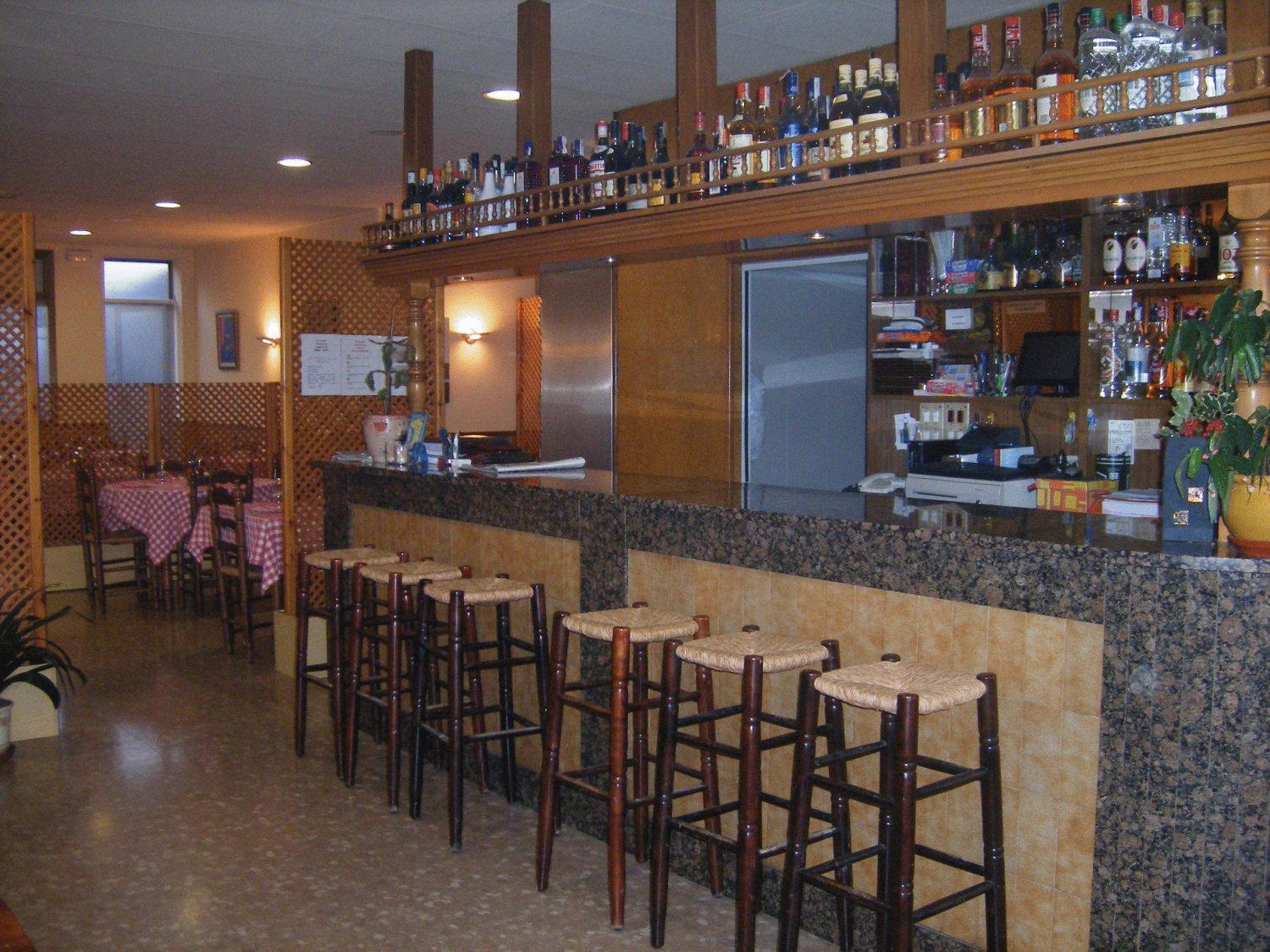 Amolls Restaurant I Habitacions Олот Экстерьер фото