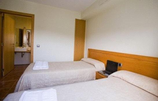 Amolls Restaurant I Habitacions Олот Номер фото